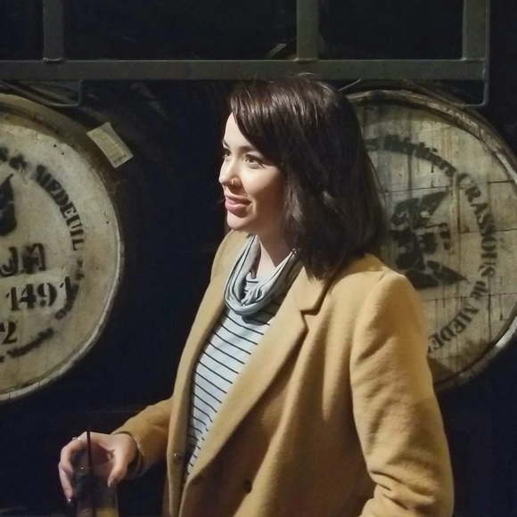 Meet your Posher, Randi - Picture 1 of 1